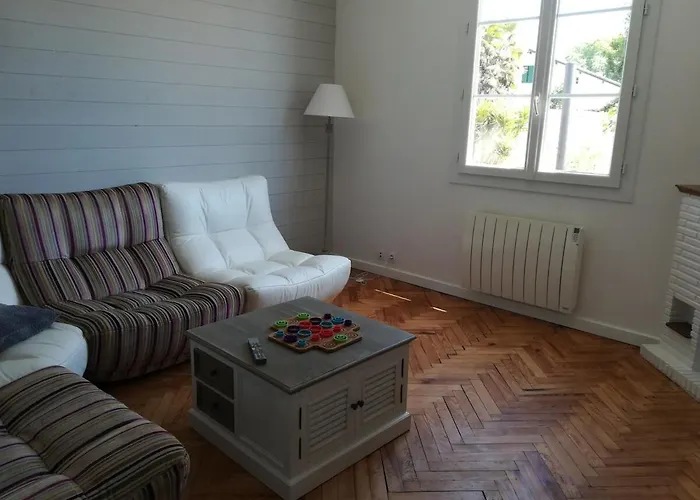 Maison Basco Landaise A 10 Kms Des Plages