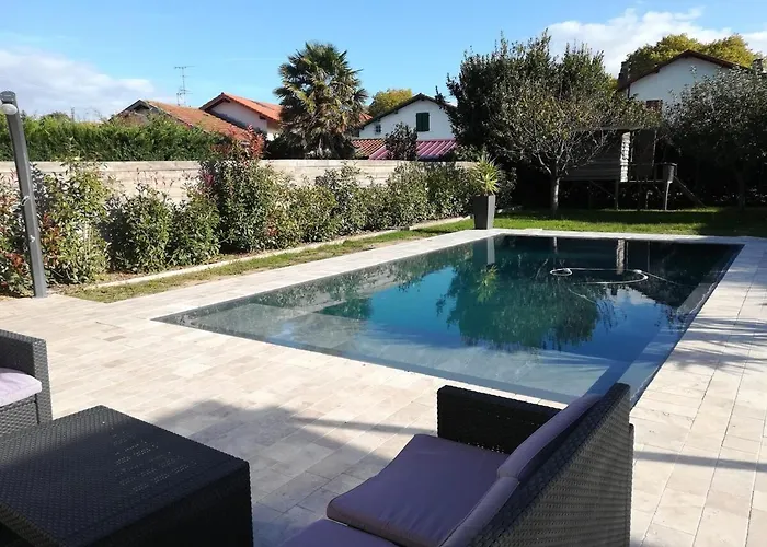 Maison Basco Landaise A 10 Kms Des Plages Holiday home *