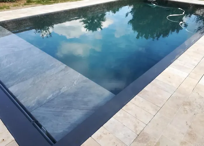 Maison Basco Landaise A 10 Kms Des Plages Holiday home Saint-Vincent-de-Tyrosse